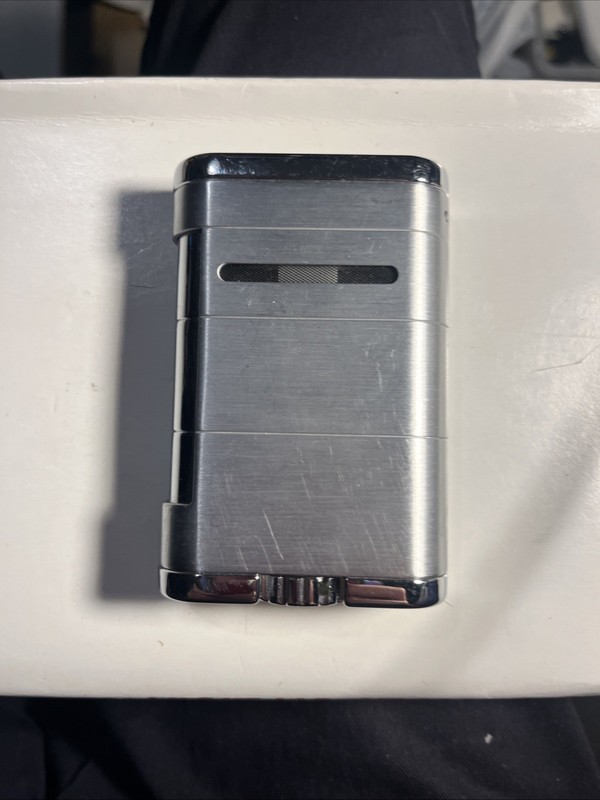 XIKAR Allume Triple Jet Tabletop Lighter, Gunmetal