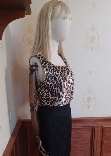 Vintage 1990s Escapades Silky Satin Leopard Print Sleeveless Glam Cami Tank Top