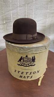 Vintage Stetson Royal De Luxe Fedora Hat Brown Size 7 Long Oval w/ Original Box