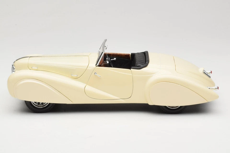 68580 Delahaye Cabriolet Cream Guiloy 1:18 - Immagine 4 di 4