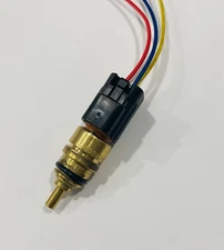 Coolant Temp Sensor with Connector 39220-38010 for Hyundai