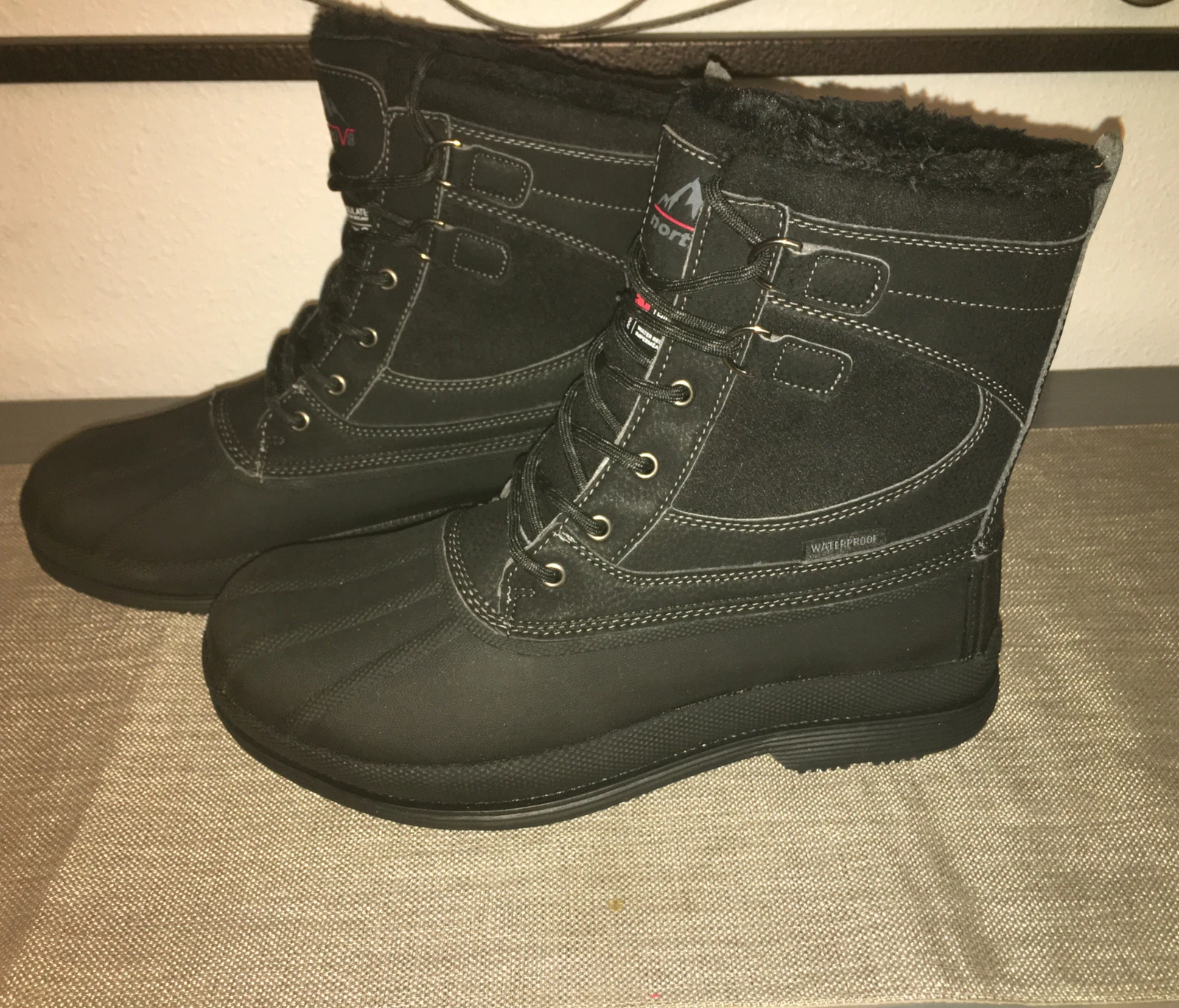 nortiV 8 Snow Hiking Insulated￼ Waterproof - Size 9.5 Black Boots