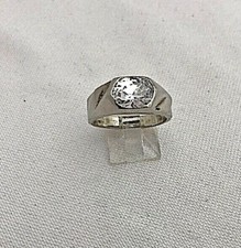 Sterling Silver .925 7mm x 9mm Oval CZ Ring size 7