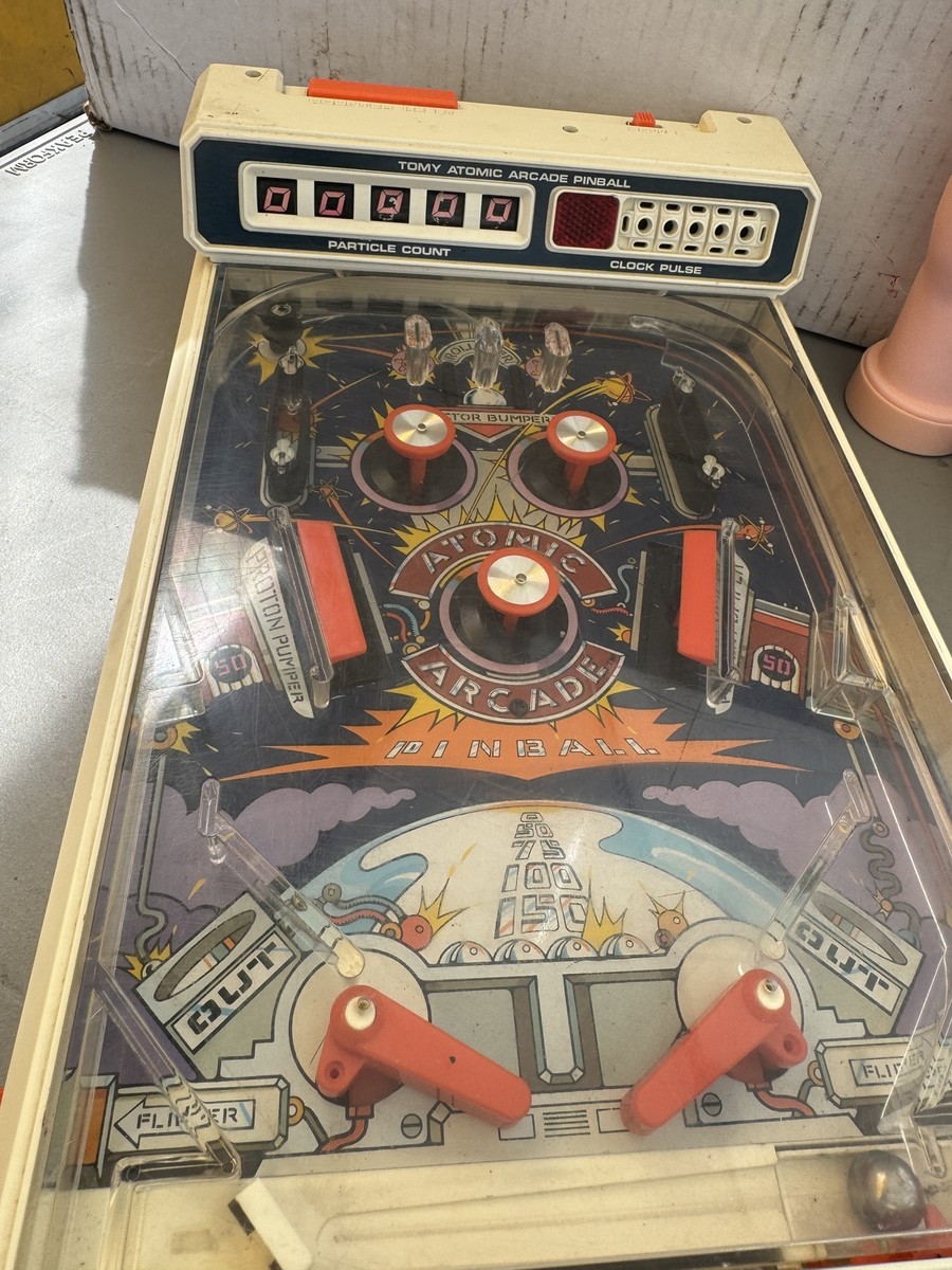 Vintage 1979 Tomy Atomic Arcade Pinball Machine Portable Kids Toys