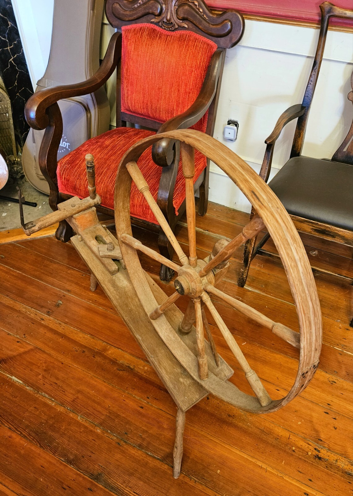 Large Antique Spinning Wheel from Berry Hill Plantation, Virginia eBay