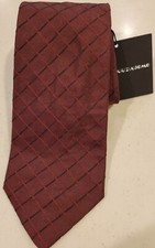Krizia uomo mens Neck Tie 100  silk, burgundy with diamond print, nwt