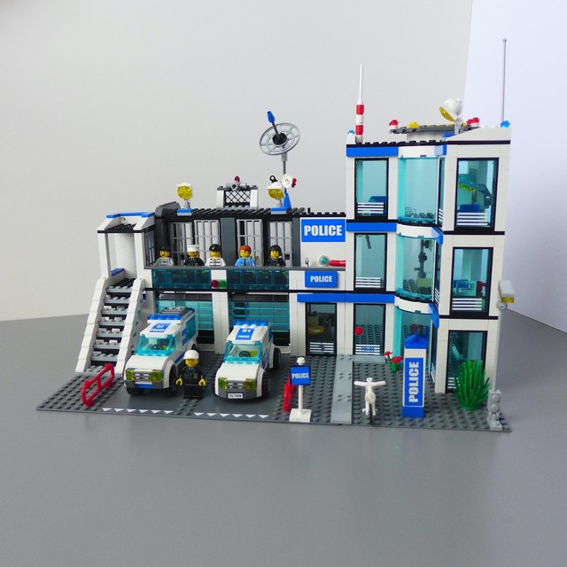 bulldozer bank heist lego