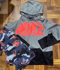 Nike dri fit Sweatsuit, Youth Size Large