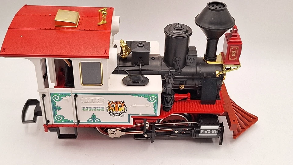 LGB Circus Train G Scale, Only  Steam Locomotive & 2 Flat Cars & Wagons Tested - Image 4 of 4