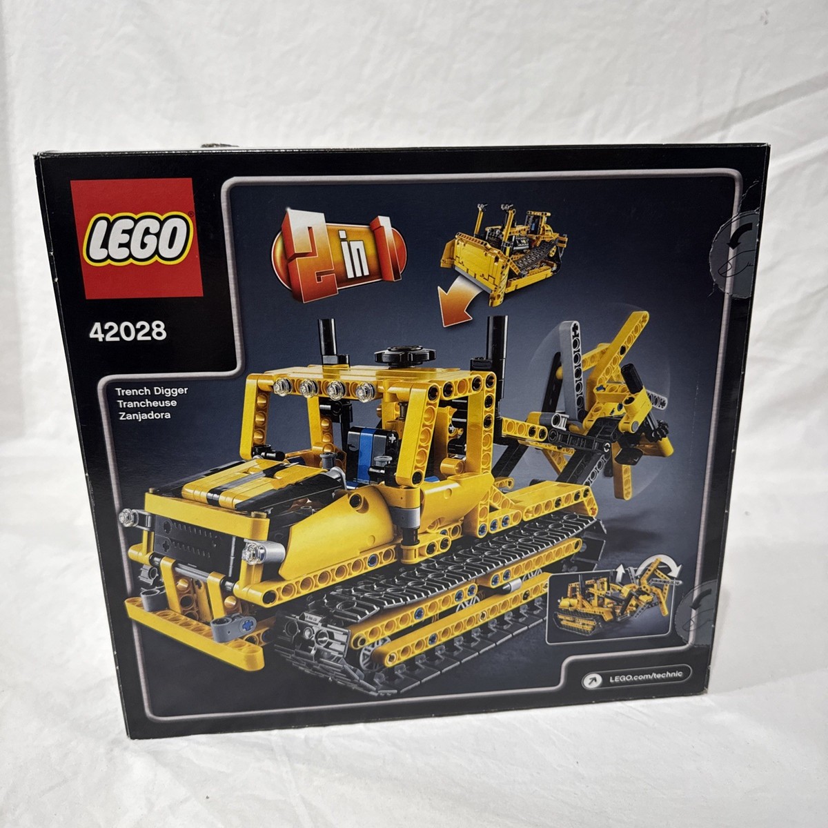 LEGO Technic Bulldozer 42028 2 in 1 Complete Set 617 Pieces NEW