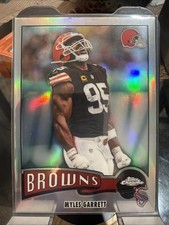 2025 Topps Chrome Football NFL Myles Garrett #1975-8 1975 Topps Refractor