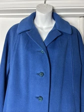 Vintage La Vigna 100% Cashemere  Coat size Medium Teal  See Description