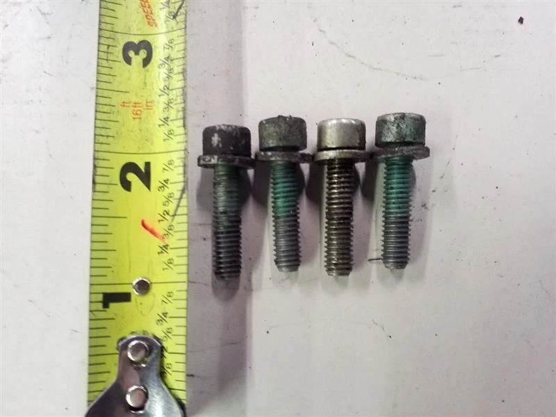 Pernos de montaje del colector de admisión de 1,8 L | Se adapta a Audi A4 Volkswagen Passat 1997-2000 Foto 3 de 4