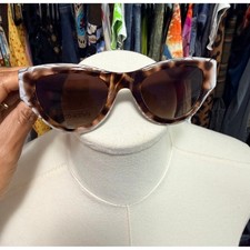 VTG Y2K Italian White and brown Tortoise Chunky Cat Eye Sunglasses NO CASE