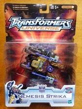 Transformers Universe Deluxe Class Nemesis Strika