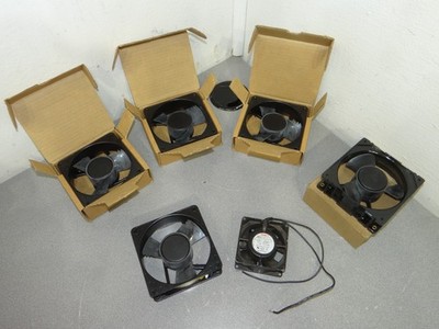 Lot of four (4) 1996 Comair Rotron Muffin-XL  MX2B3 Fans 028422 & one 028021 Fan
