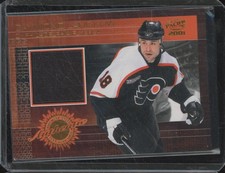 2000-01 Pacific Hockey DAYMOND LANGKOW Relic Game Worn Jersey Flyers NHL BIN38