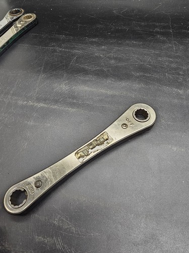 Craftsman Spezialeinsätze Ringschlüssel 43683 SAE 1/2 & 9/16 12pt beschädigt - Bild 5 von 7