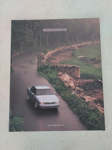 vintage 1995 Oldsmobile Ninety Eight Sedan Car Brochure Catalog 9"x11" - Bild 1 von 3