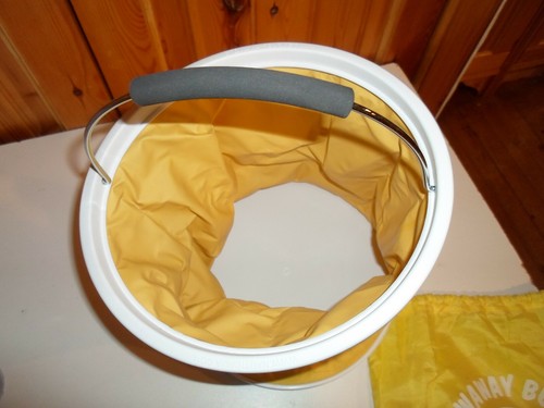 Nauticalia Yellow Stowaway Water Bucket With 5 Litre Collapsible Water Carrier - Picture 4 of 12