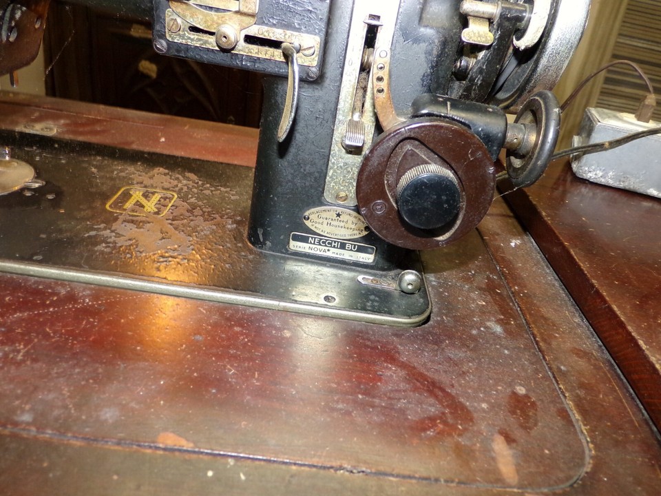 Necchi BU Nova Sewing Machine in Original /parts/pick up only