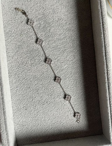 Pre-owned Van cleef and arpels bracelet - sweet alhambra 6 motifs, white gold