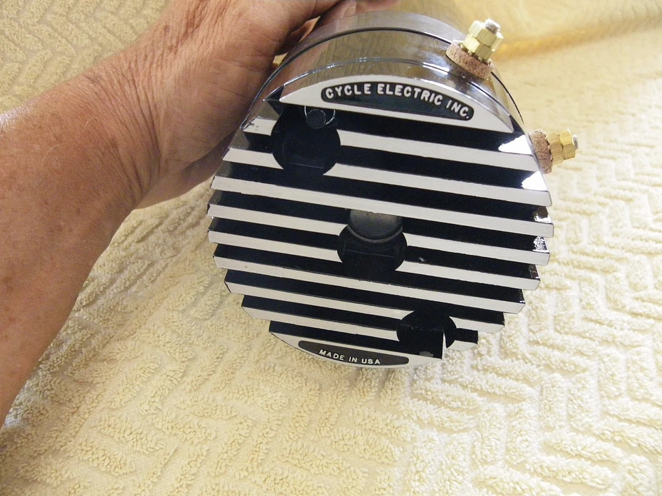 HARLEY 12 V ГЕНЕРАТОР w твердотельный DGV-5000L... с "правильный" необходимые детали - Изображение 2 из 4