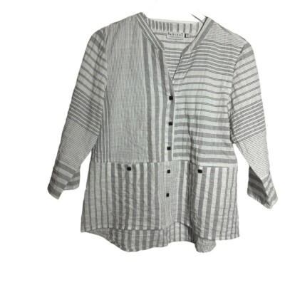 Habitat Clothes to Live In boxy top size XS white  lagenlook gray stripes