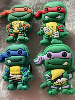 TEENAGE NINJA TURTLES 4er Set Flexible Silikon Schuh Charm Tortendeko