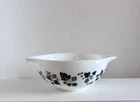 New ListingVintage Pyrex 443 Black White Gooseberry 2 1/2 QT quart Cinderella Mixing Bowl