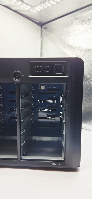 N​AS SYNOLOGY DS2411+ DiskStation