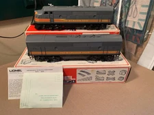 Lionel 8555 & 8575 Milwaukee Road Powered F3A & Unpowered F3B Diesel Locomotives