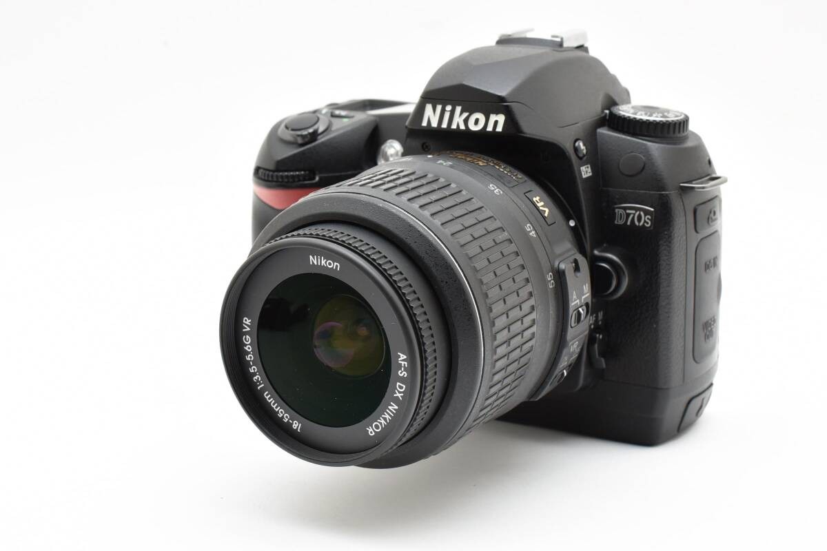 [美品/作例有] Nikon D 70 S + AF-s 18-55mm G Example Included Nikon D 70 S Af-S 18-55Mm 3.5-5.6 G Digital