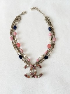 Collana Vintage CHANEL Multifilo Placcato Oro Medaglione CC Perla Gripoix