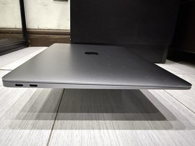 Apple MacBook Air Retina 13.3