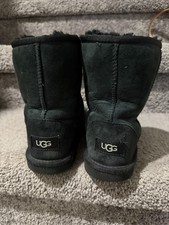 ugg boots girls navy blue size 2 in kids great condition