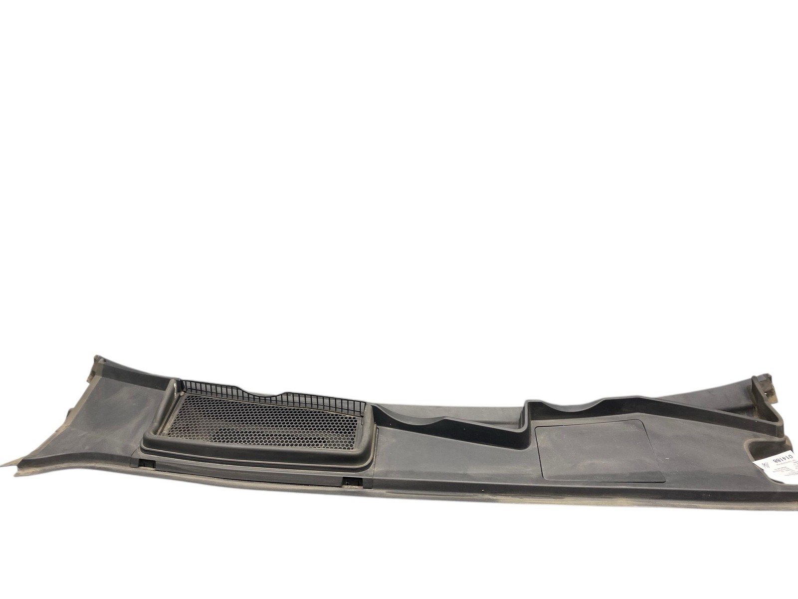 2015-2020 BENTLEY BENTAYGA OEM Front Windshield Wiper Cowl Grille Vent Panel