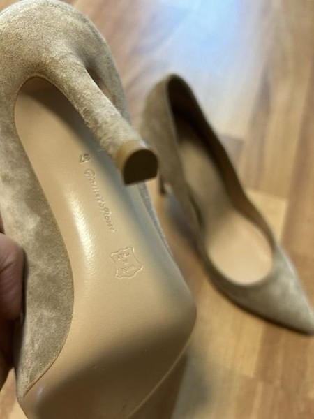 Damen Gianvito Rossi Heels Wildleder 37