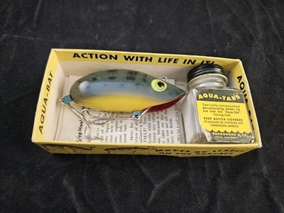 Vintage Aqua Bat Fishing Lure with Aqua Tabs. F.S. Burroughs & Co. Frog