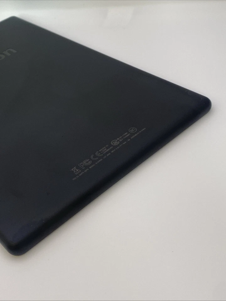 Amazon Fire HD 10 (7th gen) Tablet with Alexa 1080p Full HD 32GB | WI-FI | Black - Image 3 of 4