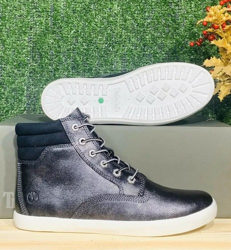 dausette sneaker boot