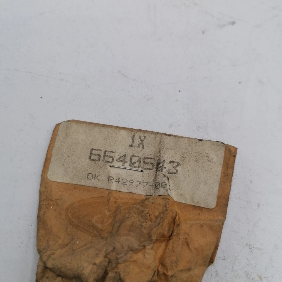 VALVOLA ASPIRAZIONE FORD MONDEO ESCORT XR3 RS2000 FIESTA XR2 1.6 1.8 2.0 6640543 Foto 2 de 4