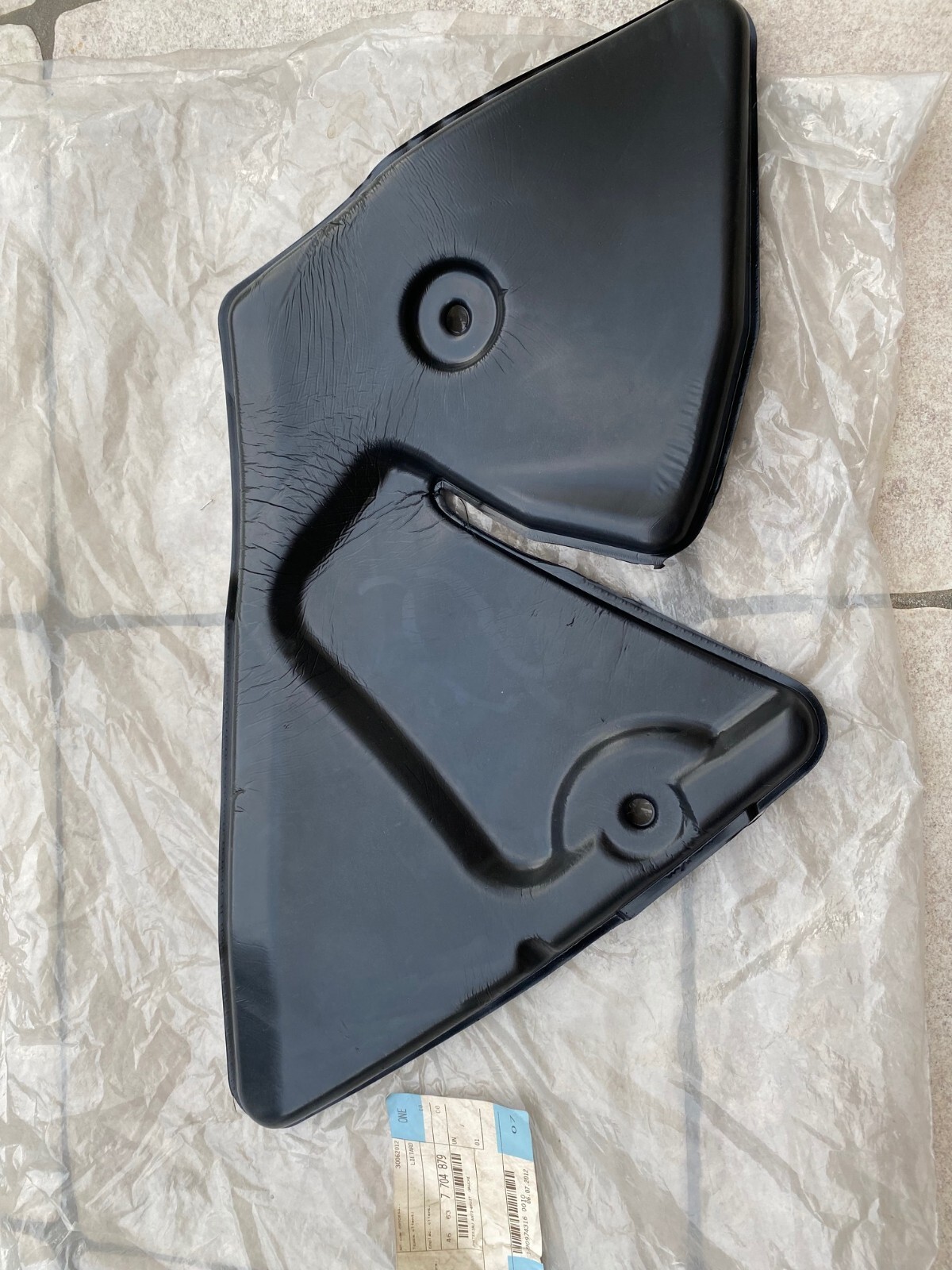 Isolant phonique carénage gauche AVG F800 ST de qualité supérieure