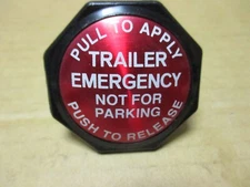 SEMI TRAILER EMERGENCY AIR SUPPLY KNOB BLACK WITH RED & WHITE TRUCK PARTS NEW
