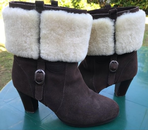 UGG Size 7 Sheepskin Lined Brown Suede Heeled Boots Soft Winter Warmth RRP $200
