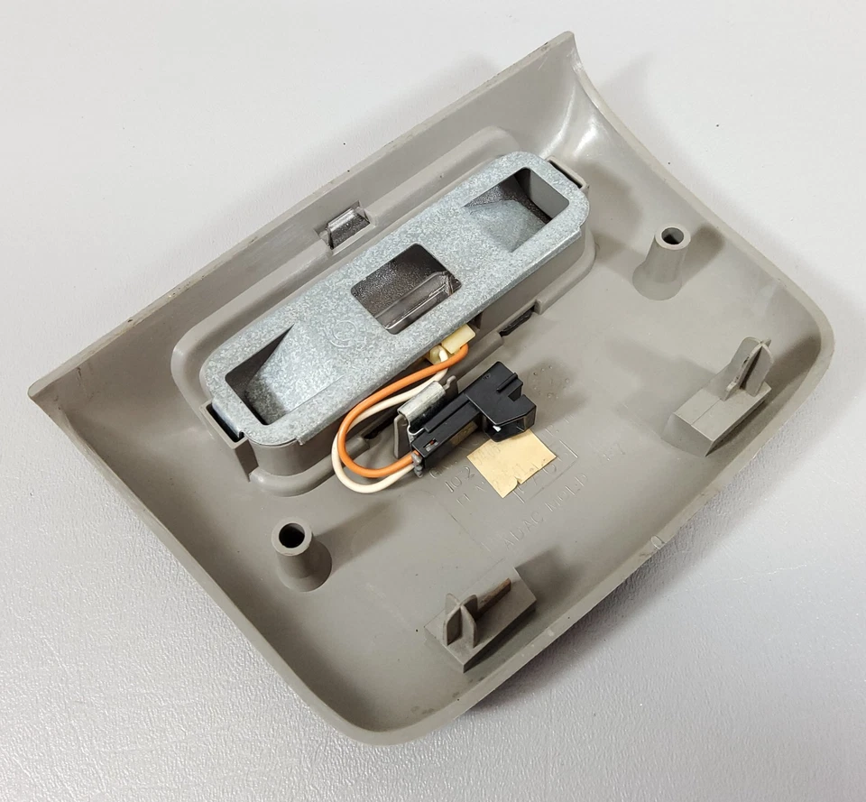 93-02 Camaro Firebird Light Pewter Gray Dome Light Housing With Lens  NICE - Image 2 of 2