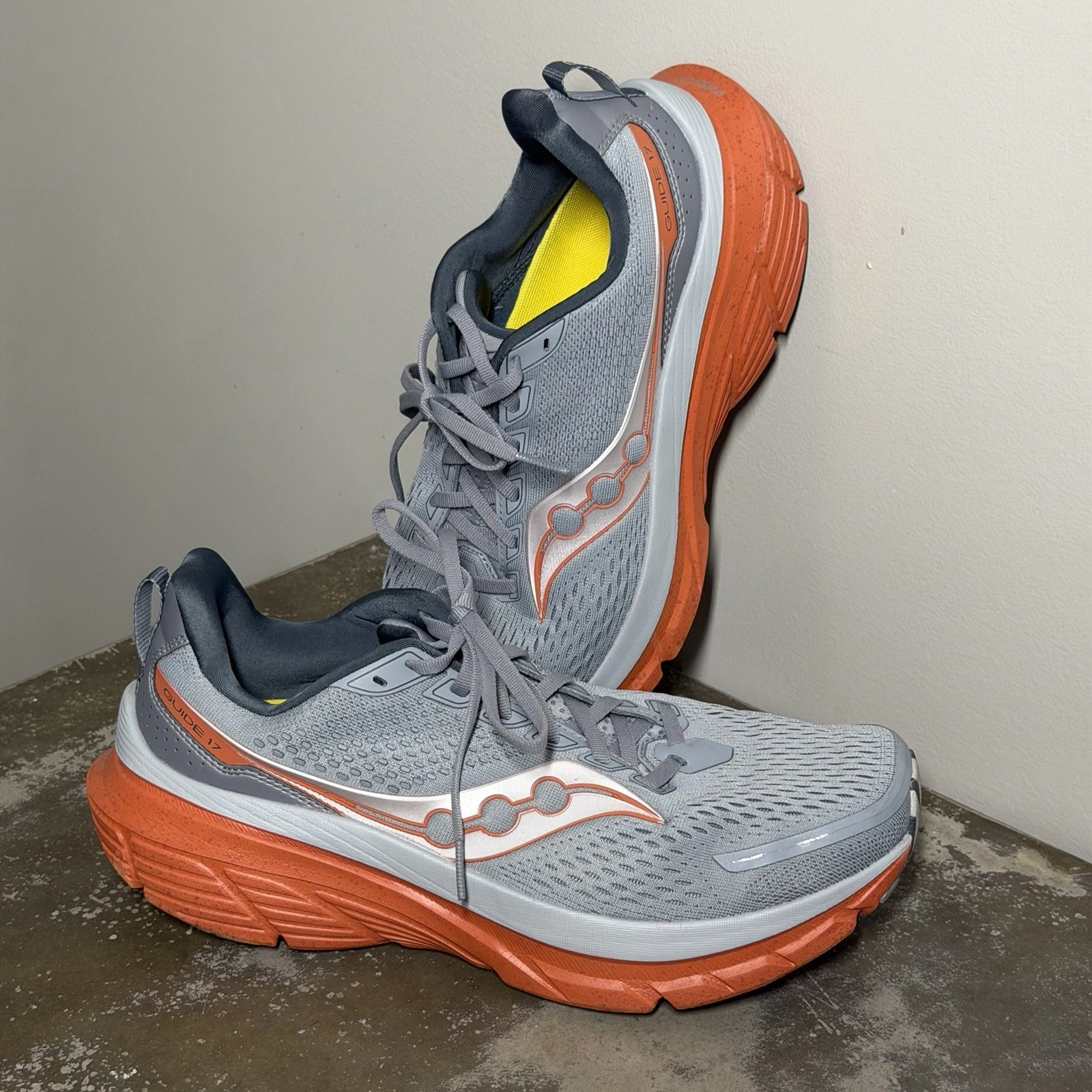 Saucony Guide 17 Running Shoes Mens Size 10 Max Cushion Stability Trainer Gray
Opens in a new window