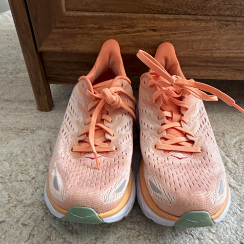 HOKA ONE ONE Women’s Mesh Lace-Up Low Top Athletic Sneakers Peach/White/Green