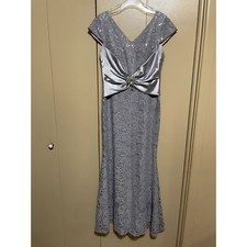 Silver Sequin Lace Evening Gown Cap Sleeve Satin Bow Rhinestone Brooch Large