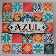 "AZUL" (2021) AN ABSTRACT STRATEGY GAME FOR 2-4 BY MICHAEL KIESLING / NEXT MOVE